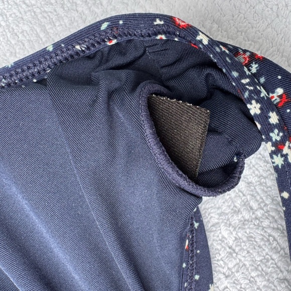 Carve Designs Stinson Bikini Top, Size L, excellent condition - Picture 7 of 8